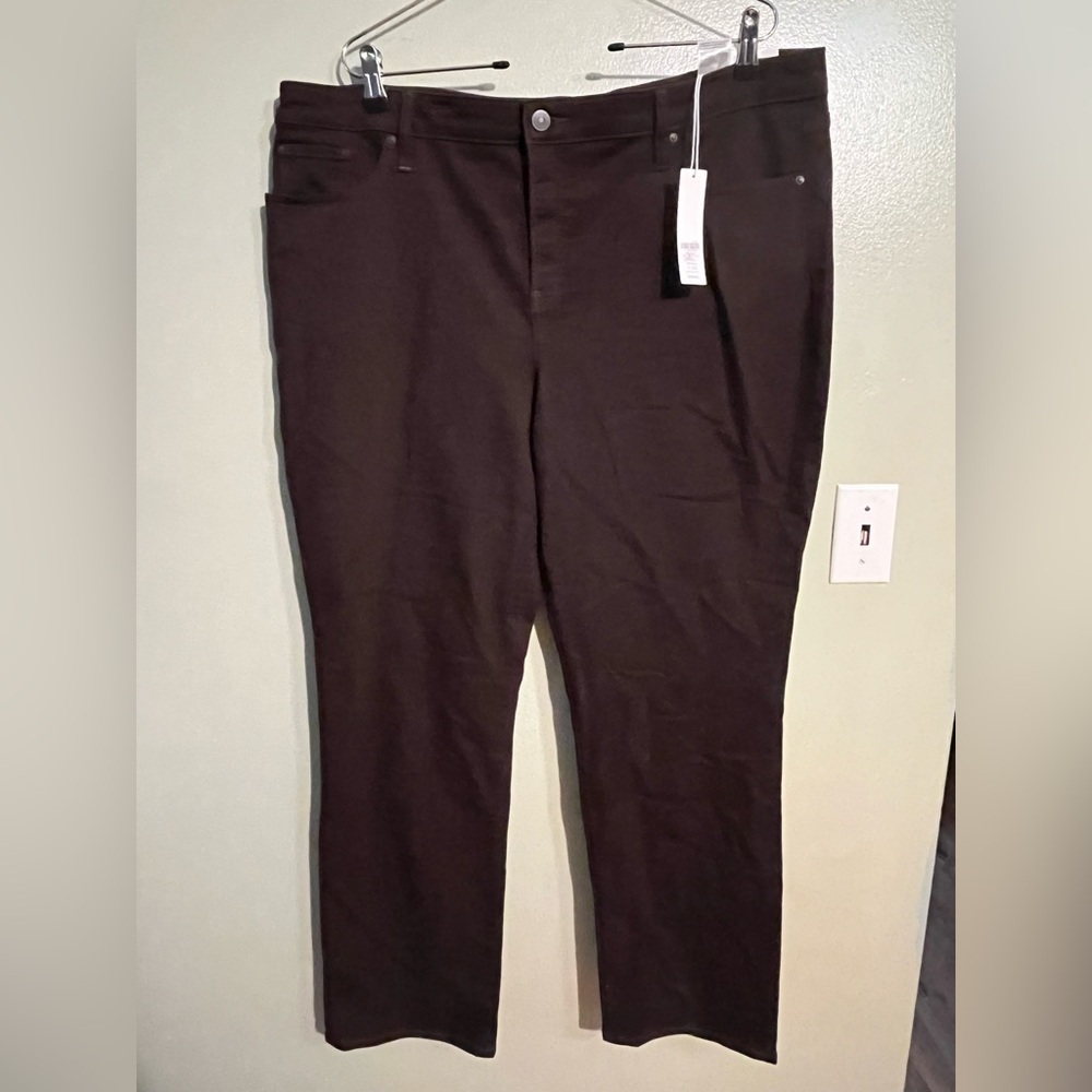 Chico's So Slimming Girlfriend Straight Leg Pants - Deep Brown 3.5 NWT
